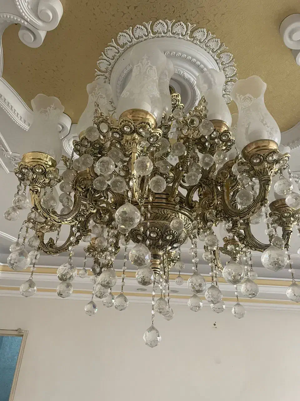 لوستر برنز ۱۶ شعله|لوستر و چراغ آویز|اندیشه, اندیشه فاز ۳|دیوار