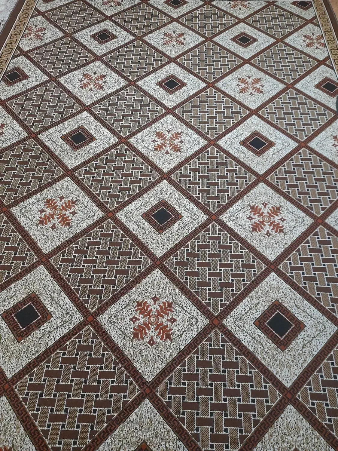 گلیم ۹ متری تمیز و سالن|گلیم، جاجیم، گبه|اسلامآباد غرب, |دیوار