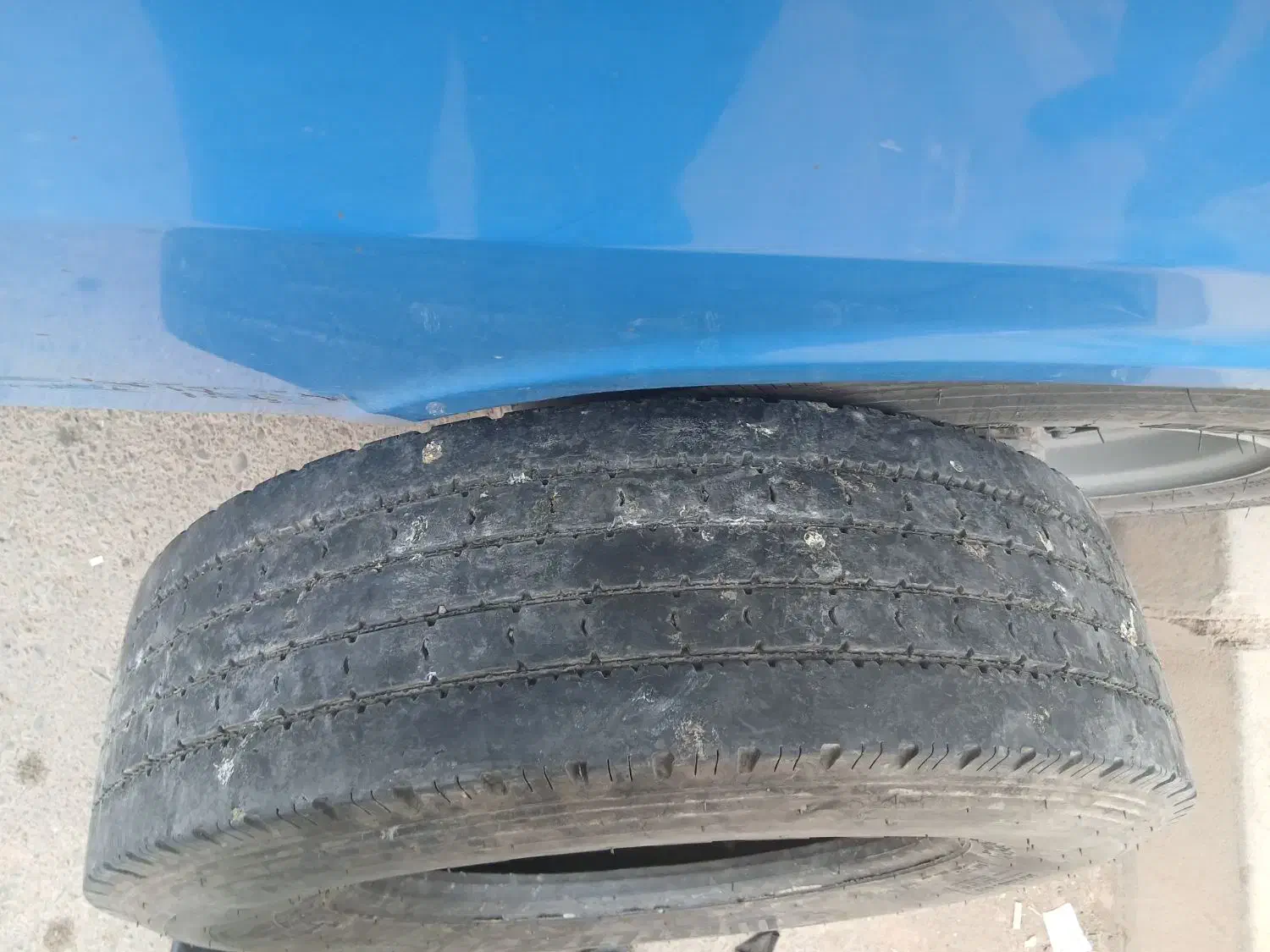 لاستیک  ۲۳۵ خارجی|قطعات یدکی و لوازم جانبی|رباط‌کریم, شهرک صنعتی پرند|دیوار