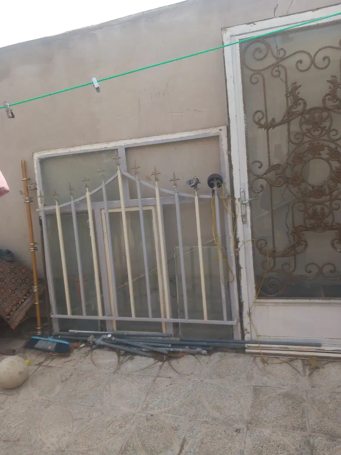 در و پنجره|مصالح و تجهیزات ساختمان|مشکیندشت, |دیوار