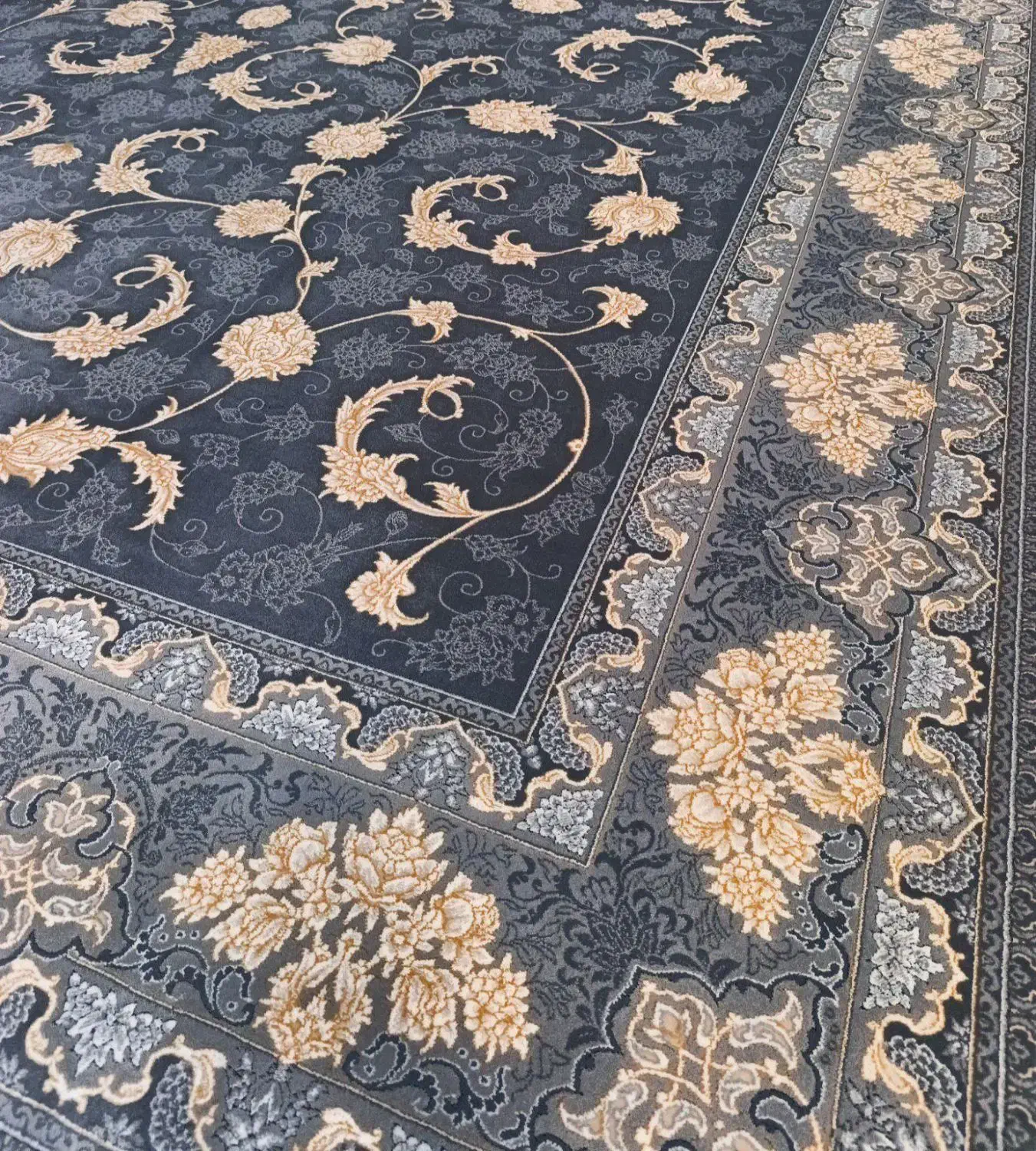 فرش بهرامی|فرش|زنجان, |دیوار