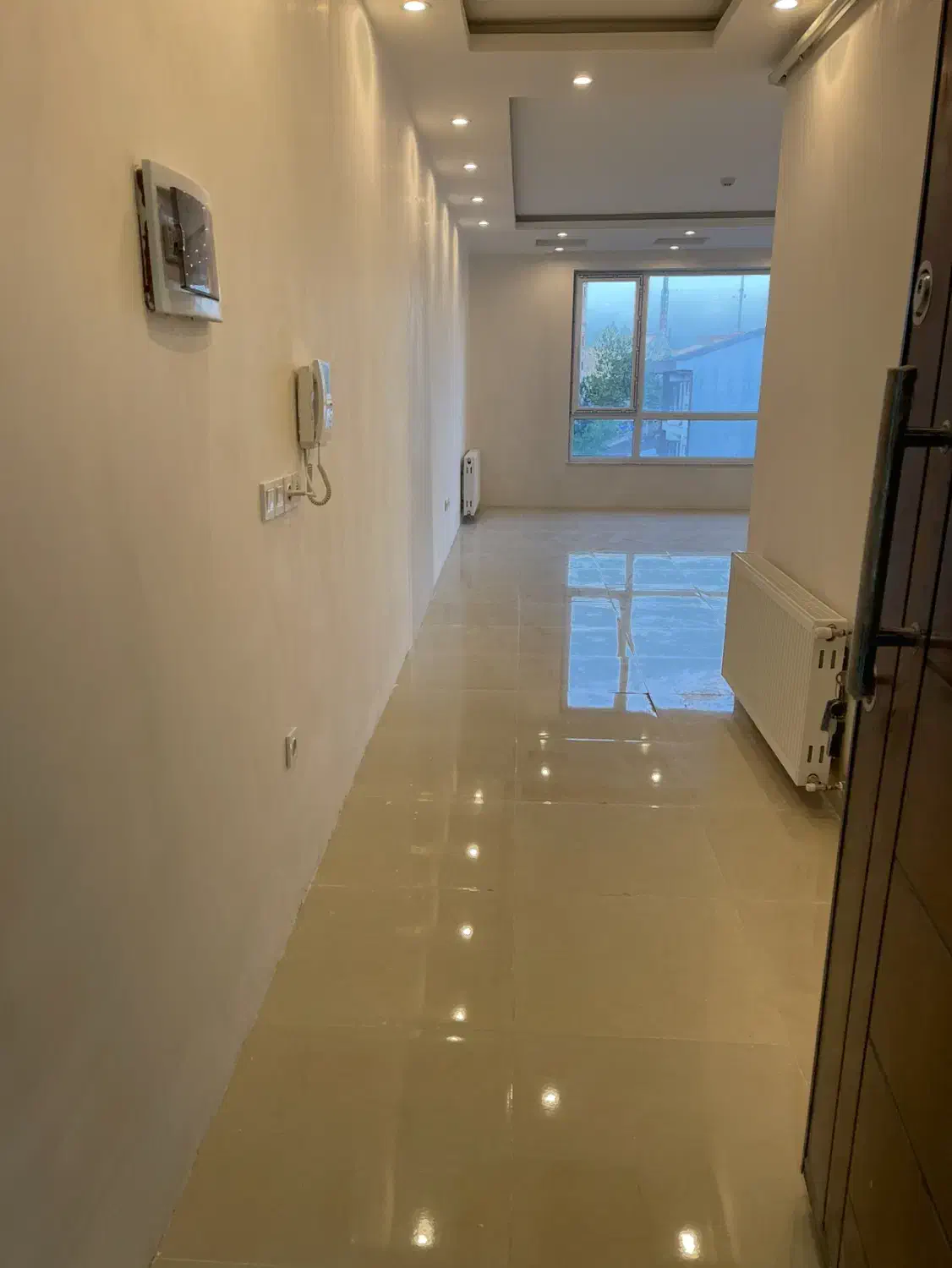 اجاره تاپ ترین واحد تجاری یا مطب درخیابان نواب رشت|اجارهٔ دفتر کار، اتاق اداری، مطب|رشت, گلسار|دیوار