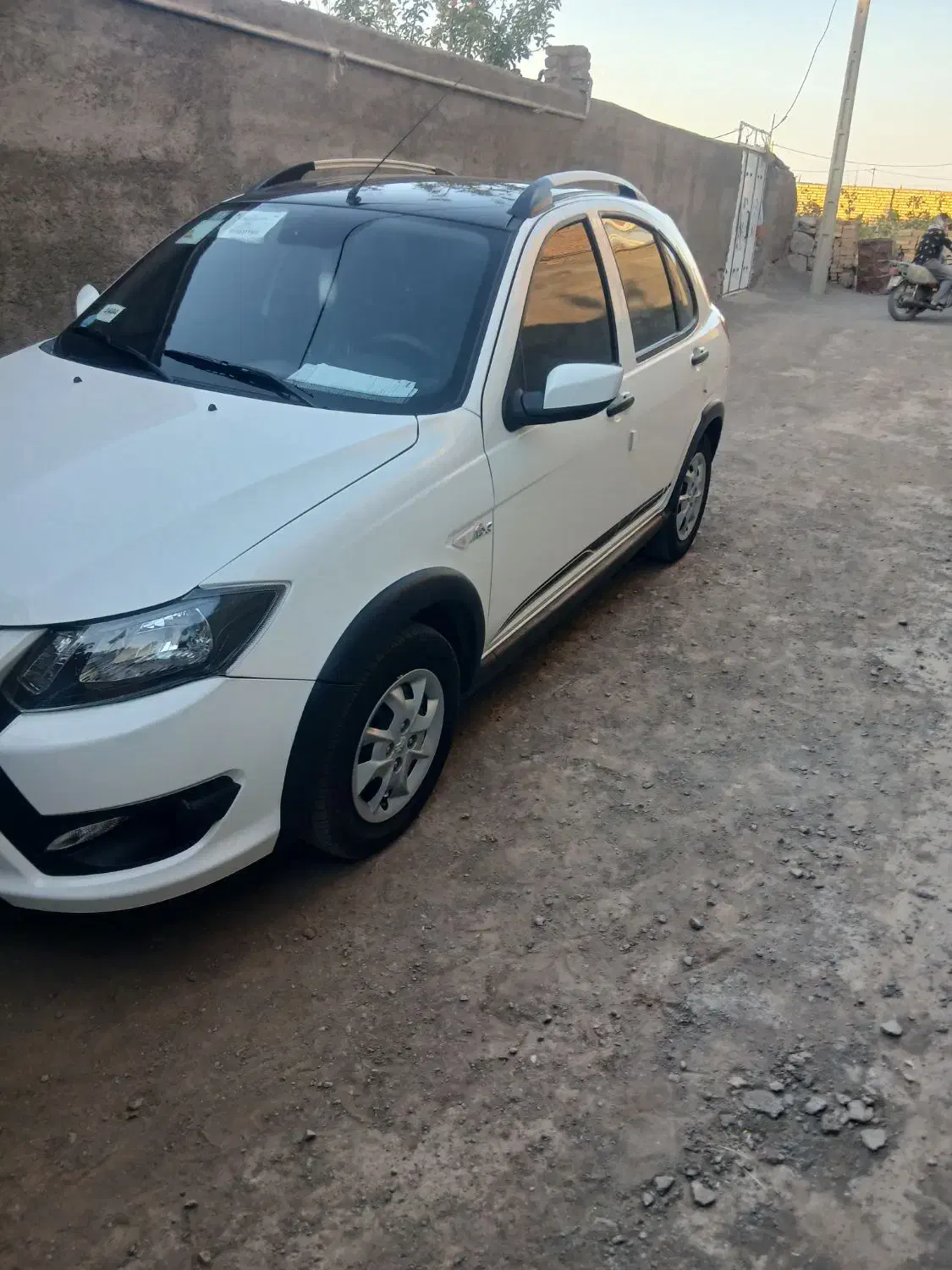 کوییک|خودرو سواری و وانت|سبزوار, قصبه شرقی|دیوار