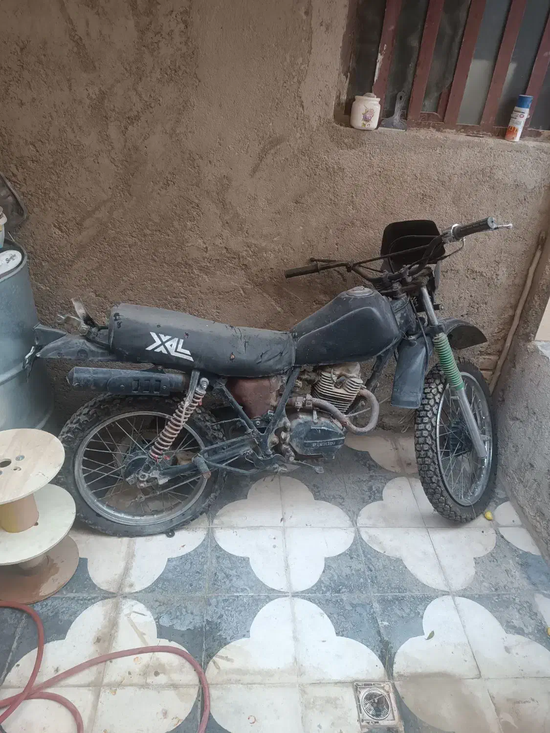 موتور پابلند|موتورسیکلت|شیراز, میانرود|دیوار