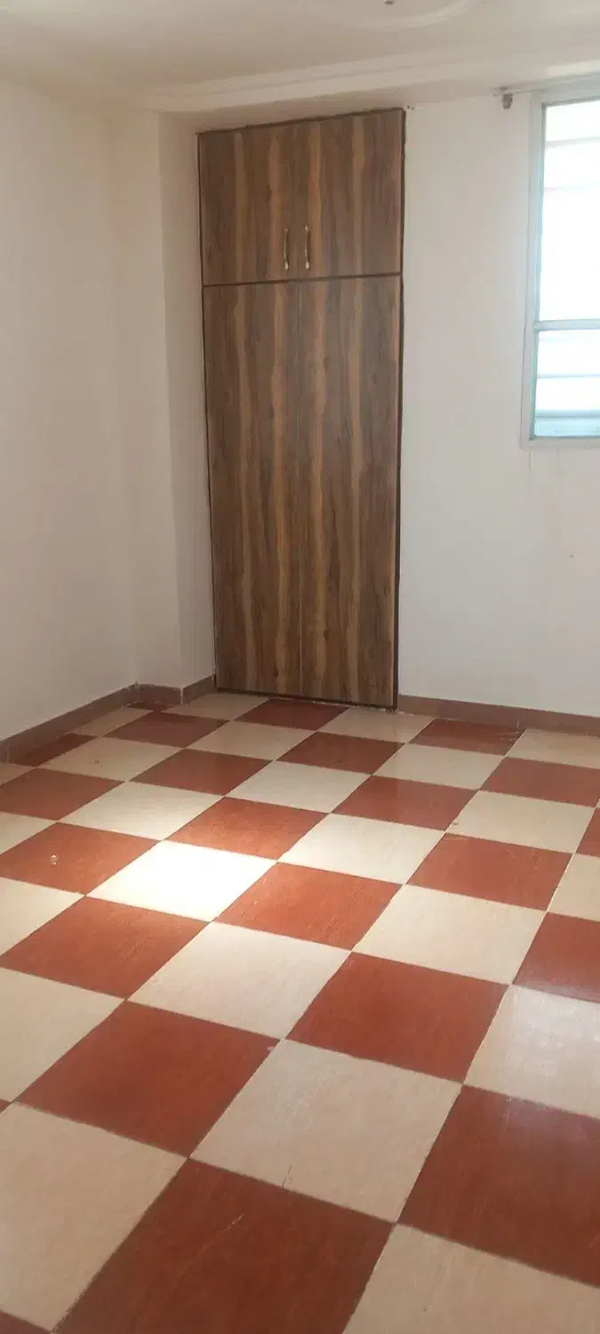 طبقه اول ۱۱۰متری خ مسجدجامع کوچه ۴|اجارهٔ آپارتمان|جیرفت, |دیوار