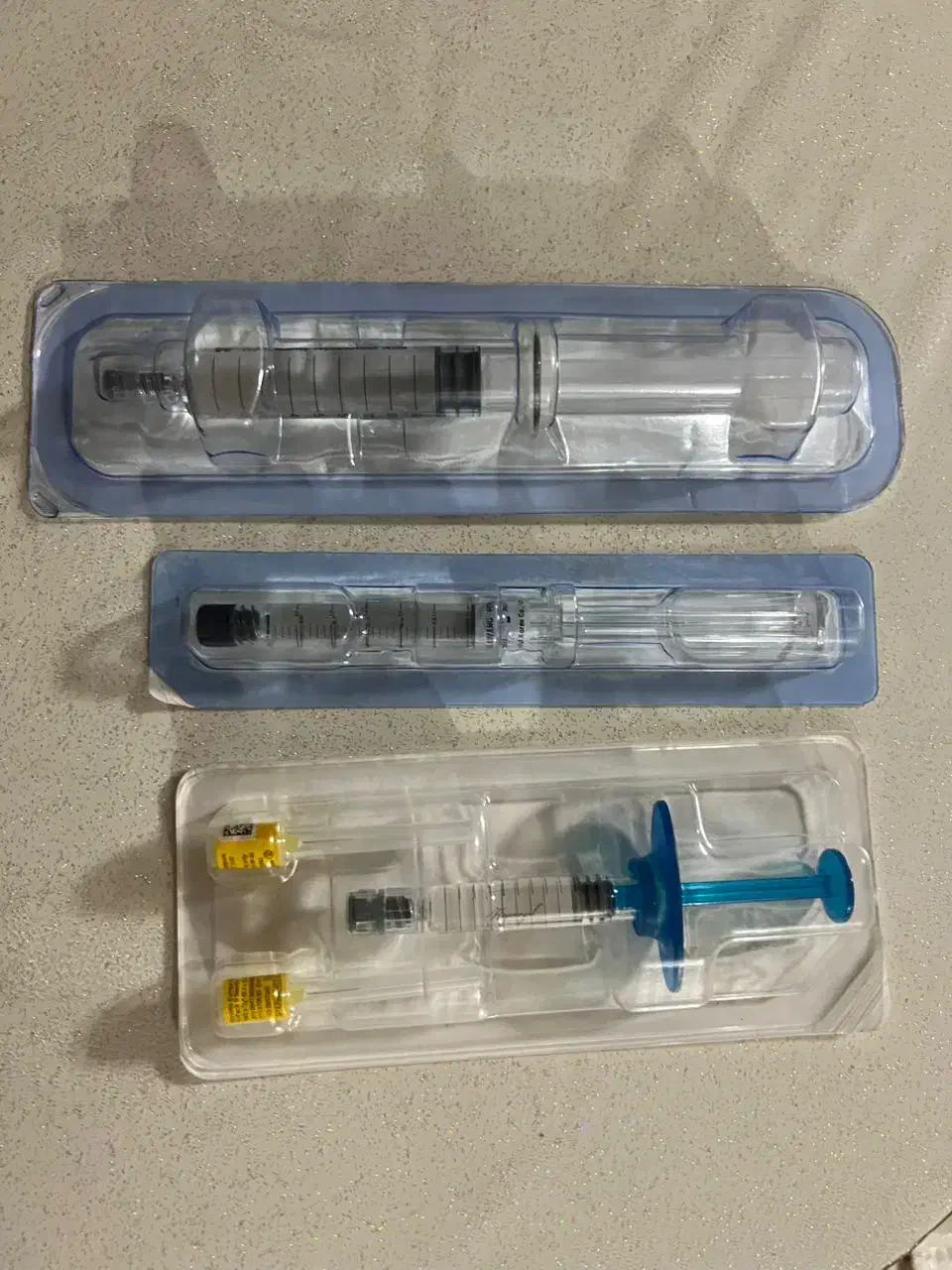 فروش ژل و فیلر|آرایشی، بهداشتی، درمانی|قیروکارزین, |دیوار