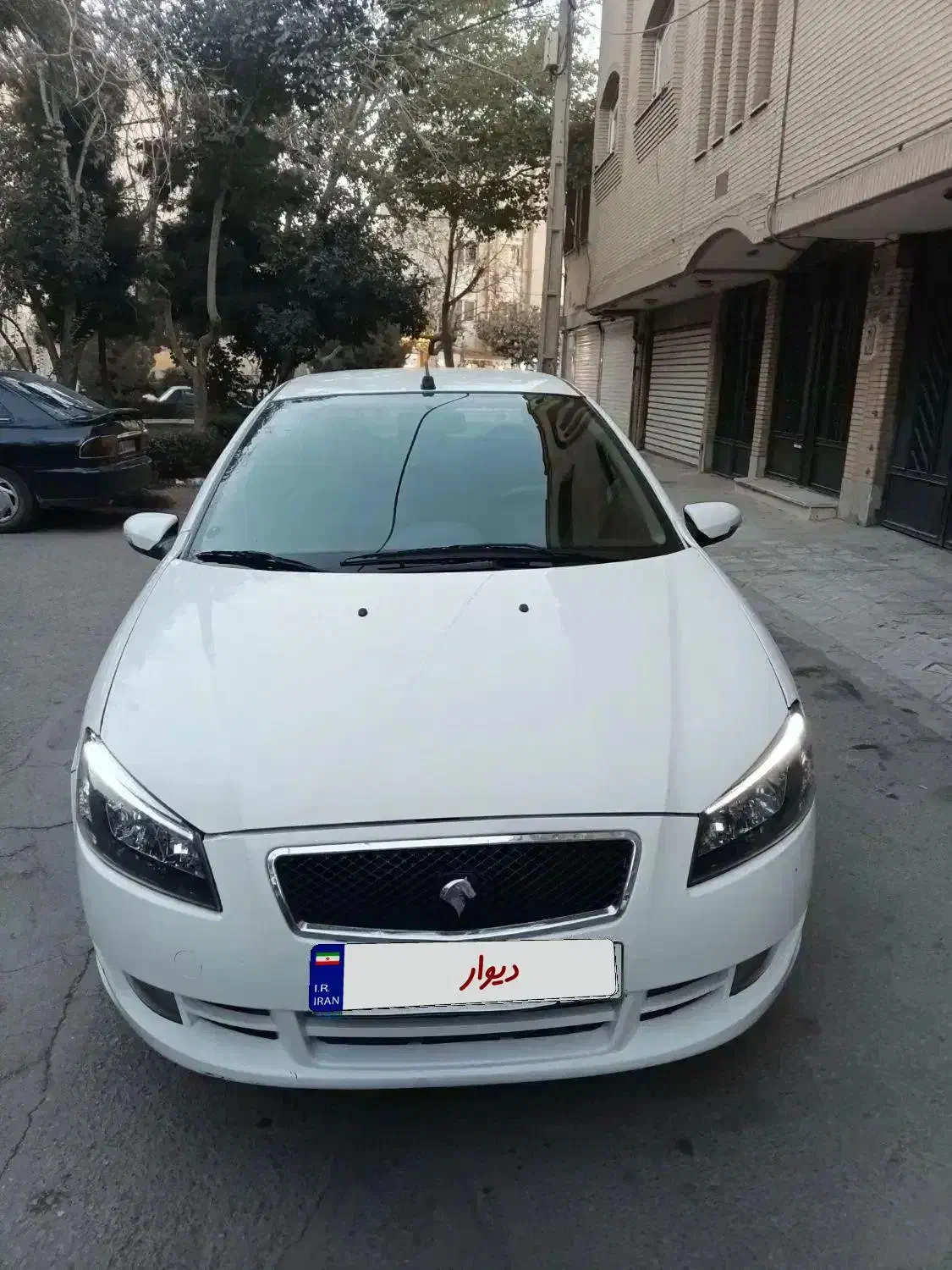 رانا پلاس 1401 کم کار|خودرو سواری و وانت|اصفهان, برازنده|دیوار