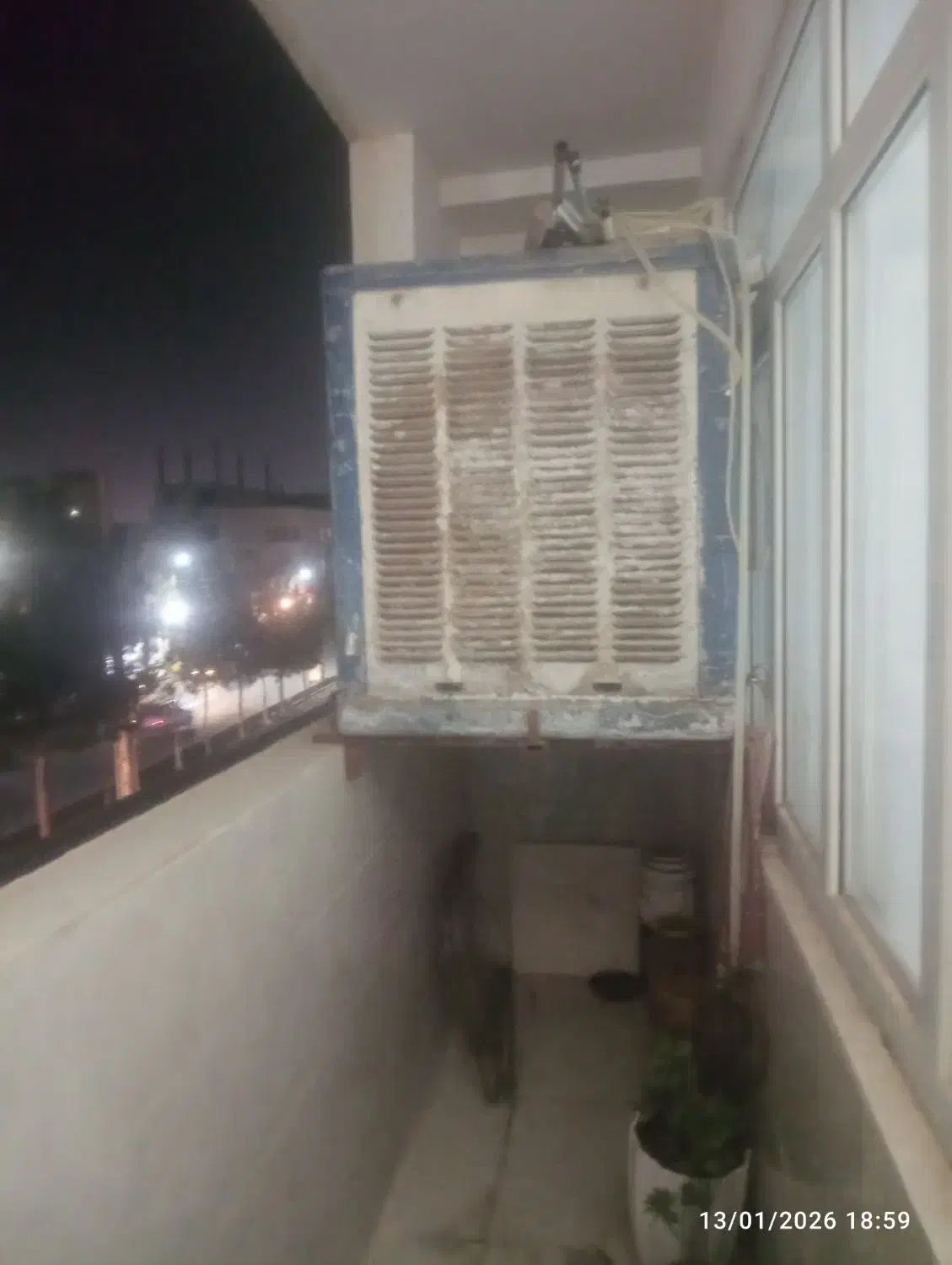 کولر ابی|کولر آبی|رباط‌کریم, نصیرشهر|دیوار