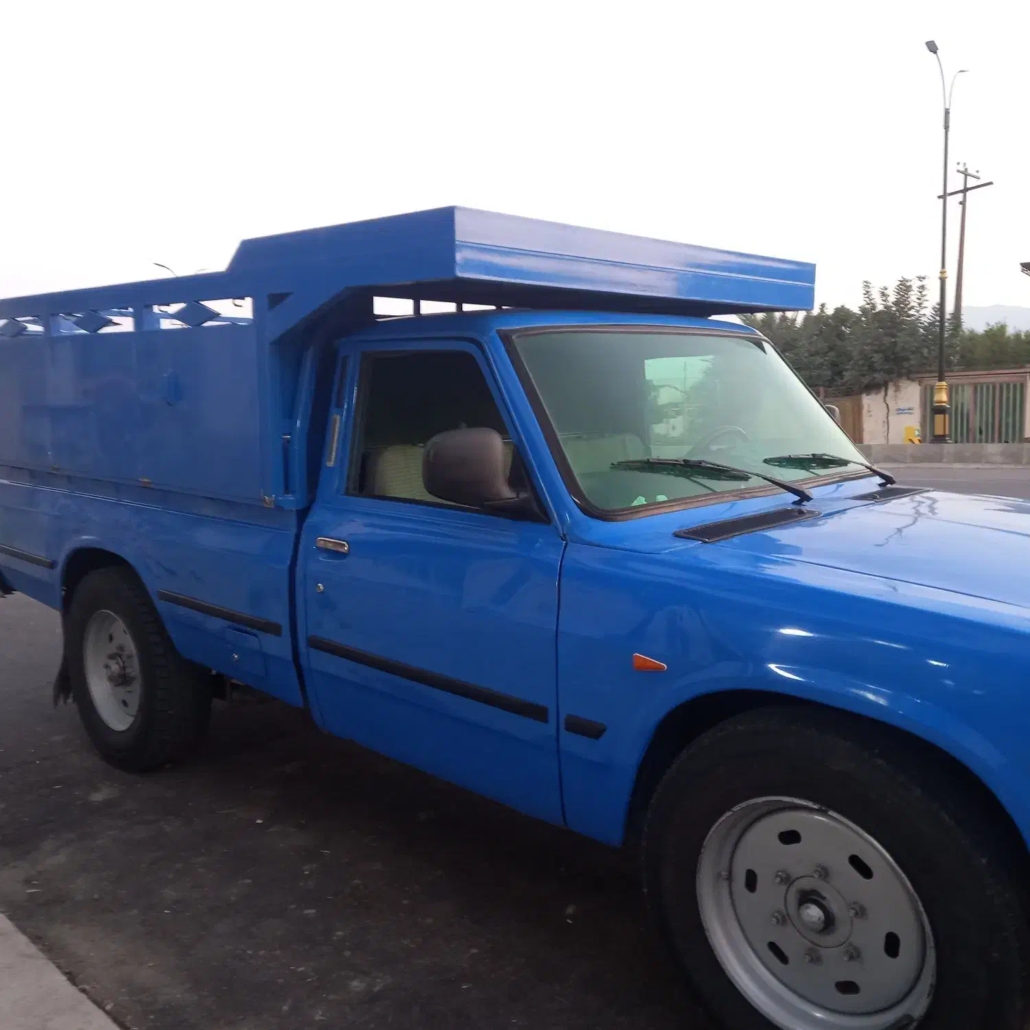 نیسان دوگانه مدل ۹۵ تناژ پایین لاستیکها نوع|خودرو سواری و وانت|بندر ترکمن, |دیوار