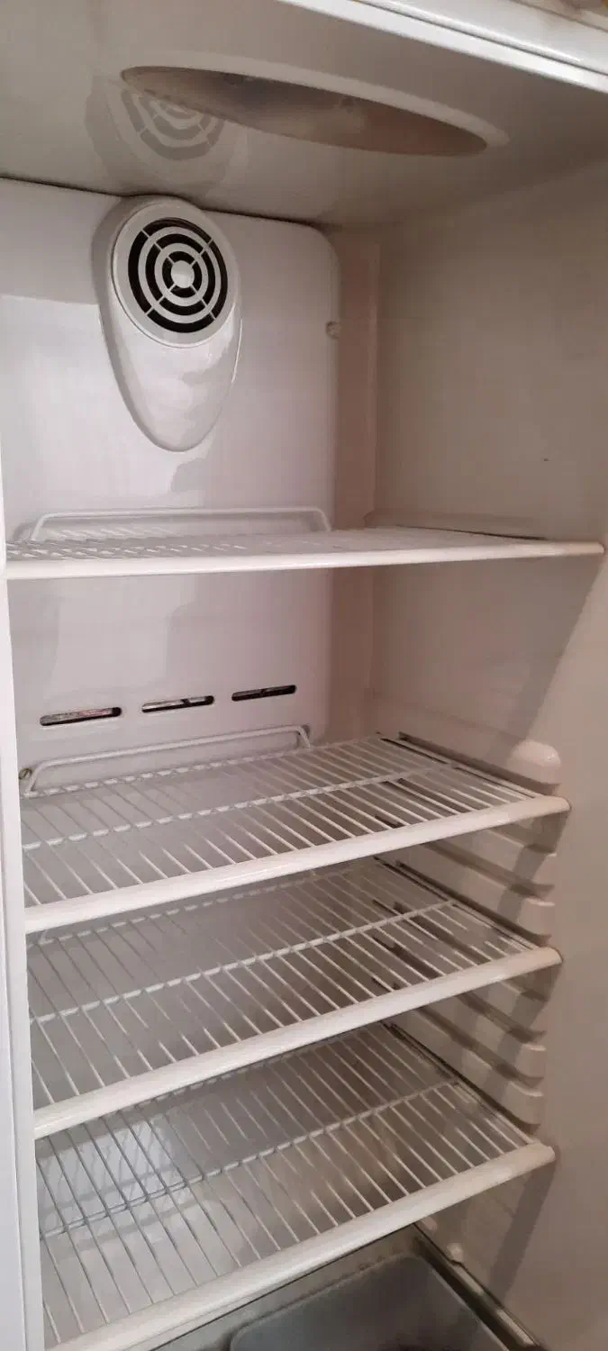 یخچال امرسان ۱۰/۰۰۰/۰۰۰میلیون تومان|یخچال و فریزر|صحنه, |دیوار