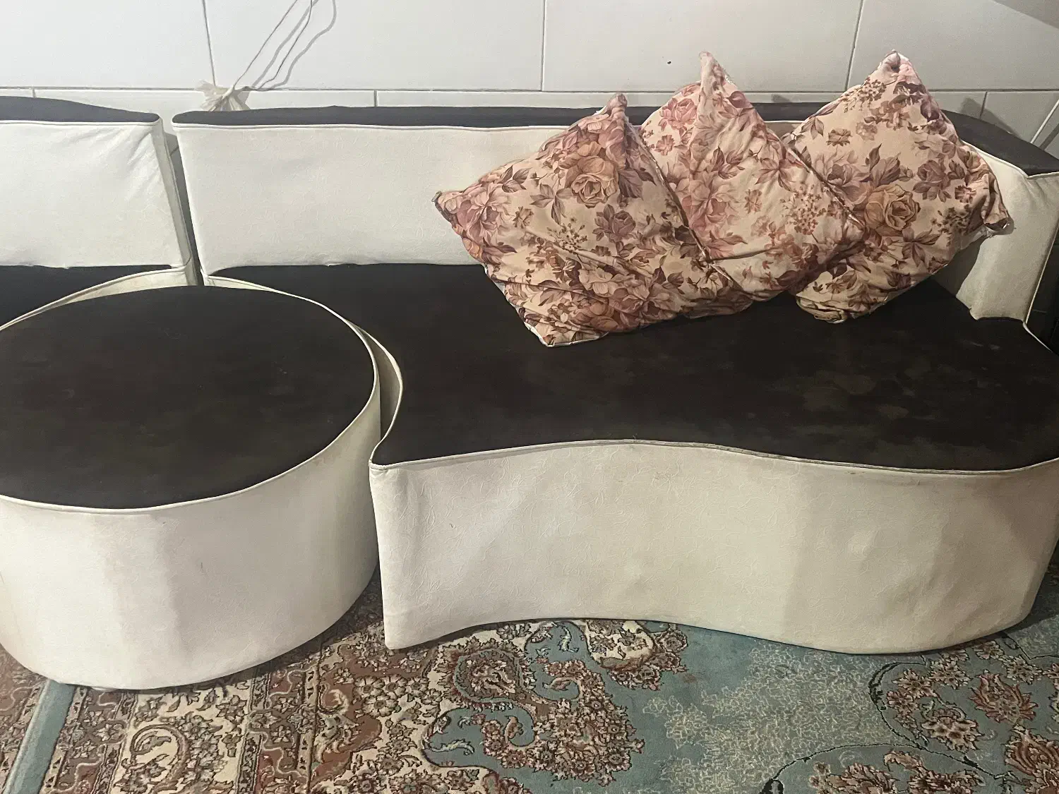مبل|مبلمان خانگی و میز عسلی|بم, |دیوار