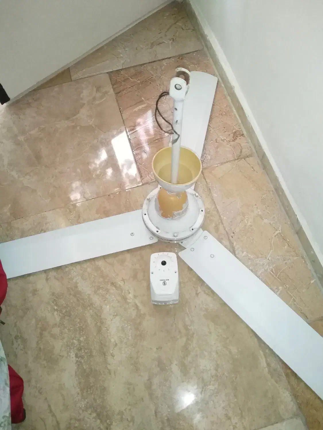 پنکه سقفی|پنکه و تصفیه‌کنندهٔ هوا|گرگان, |دیوار