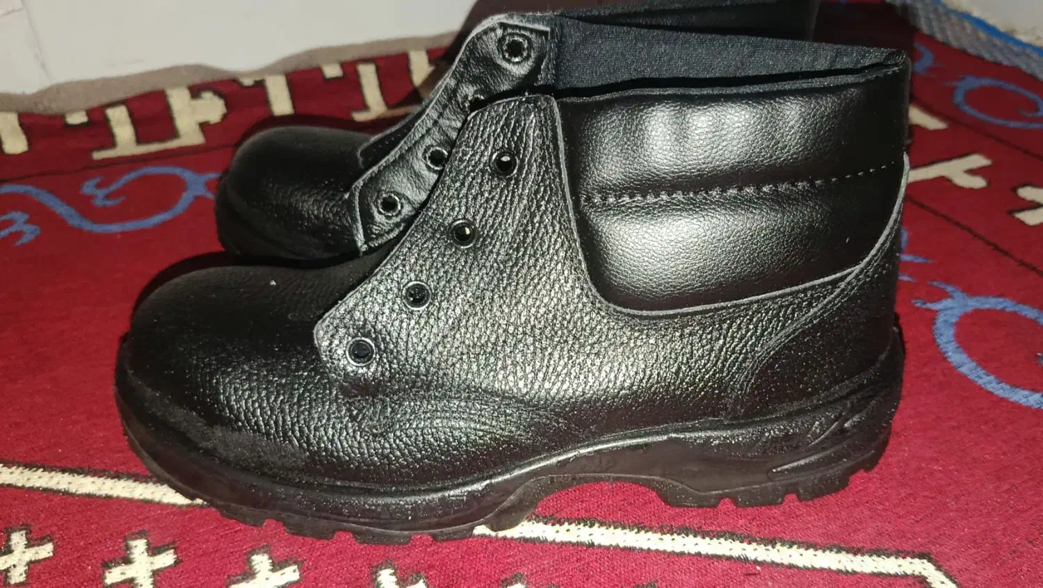 کفش کار ایمنی نو سایز 42|کیف، کفش، کمربند|فسا, |دیوار