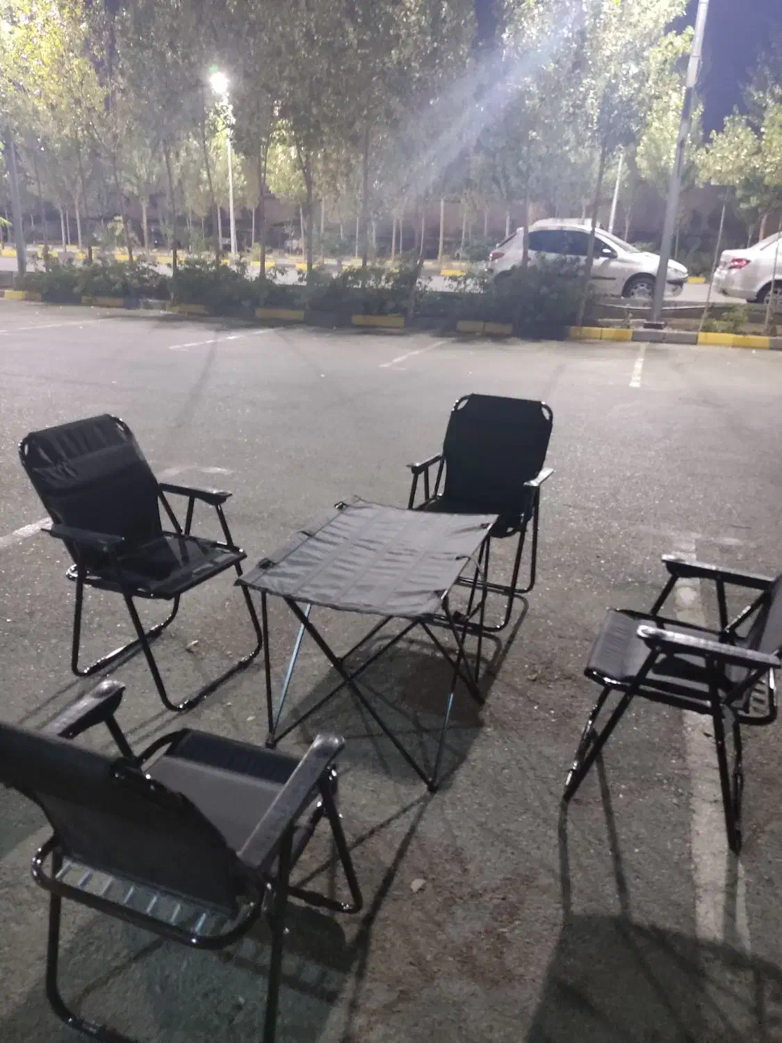 صندلی فوق العاده ۹ فنره به همراه میز|کوهنوردی و کمپینگ|پردیس, فاز ۱۱|دیوار