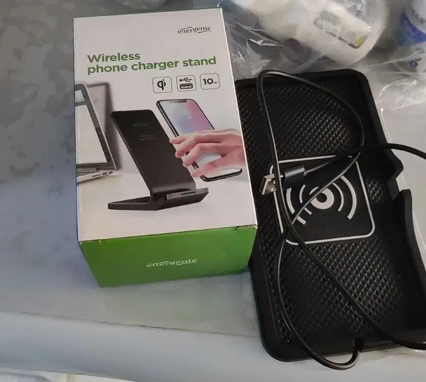 شارژ وایرلس دو عدد|مودم و تجهیزات شبکه|تهران, دژکام|دیوار