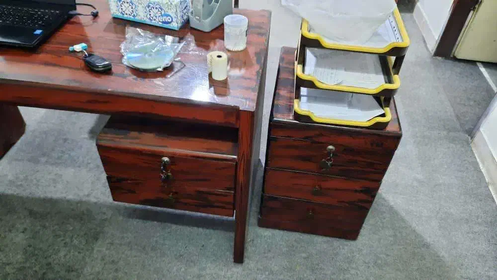 میز و کمد اداری|دفتر کار|کرمان, |دیوار