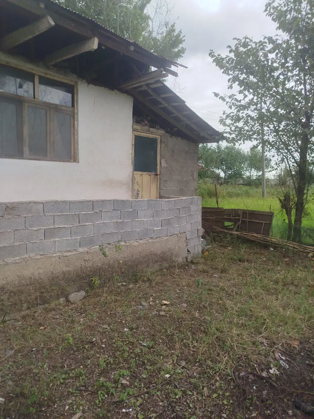 500متر خانه زمین با امتیازات کامل|فروش خانه و ویلا|احمدسرگوراب, |دیوار