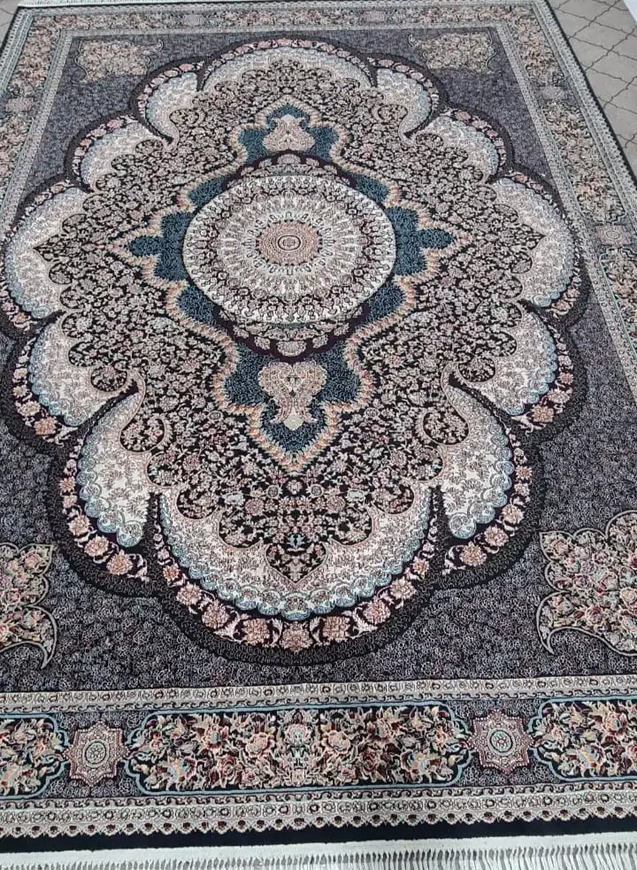 ۴ عدد فرش هفتصد شانه دونه ای یازده میلیون|فرش|سی‌سخت, |دیوار