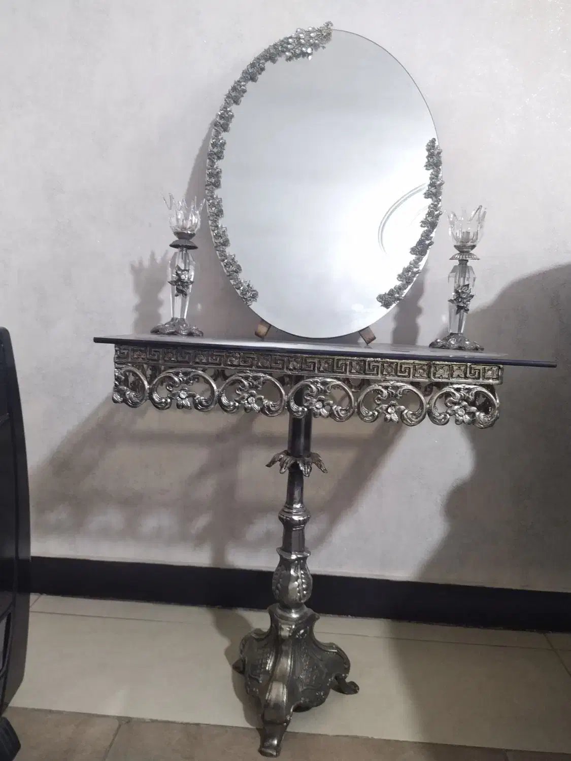 آینه و شمعدان|آینه|گلستان (تهران), |دیوار