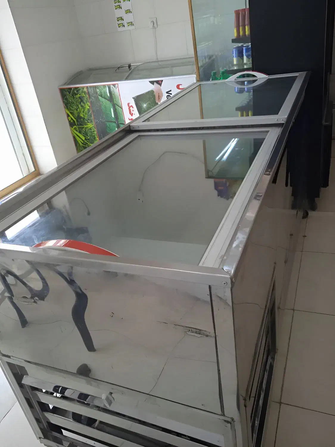 فریزر خوابیده جنس بدنه استیل در حد نو|فروشگاه و مغازه|بندرعباس, |دیوار