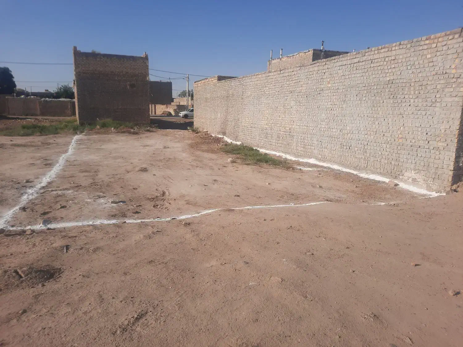 زمین مسکونی واقع در قنوات ابتدای روستای نواران|فروش زمین و ملک کلنگی|قنوات, |دیوار