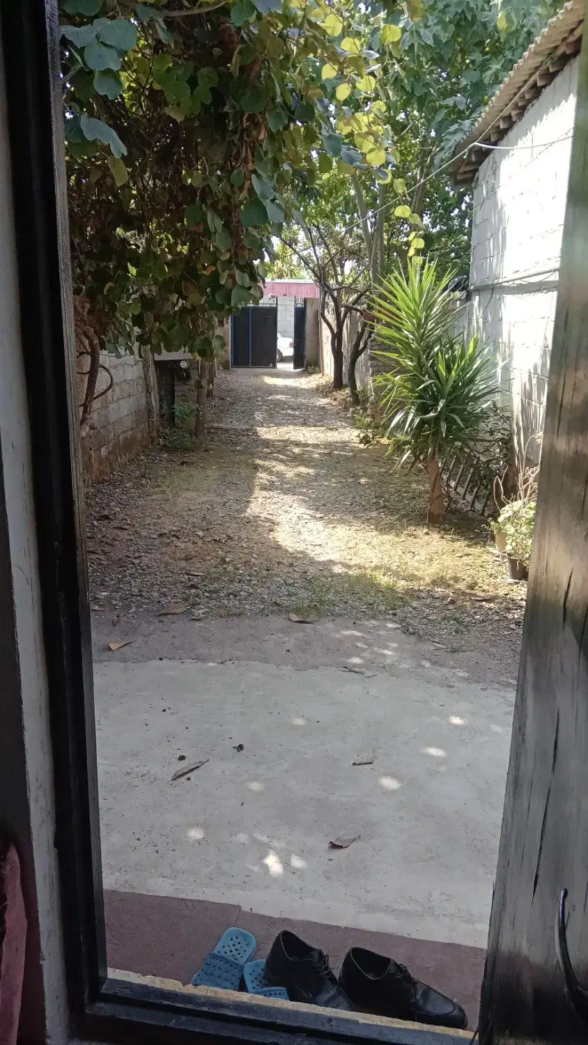 ۳۱۰متر با بنای ۹۰و ۵۵متری اطراف صومعه سرا سند دار|فروش خانه و ویلا|طاهرگوراب, |دیوار