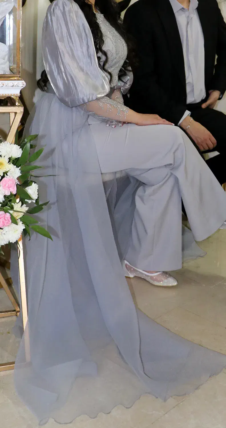 لباس نامزدی|لباس|خاوران, |دیوار