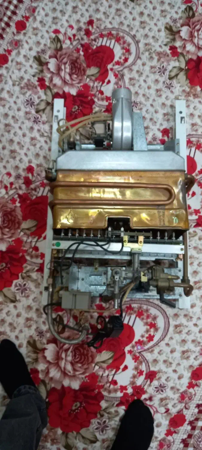 ابگرم کن ۳۳۱۸|آبگرمکن، پکیج، شوفاژ|تهران, کیانشهر|دیوار