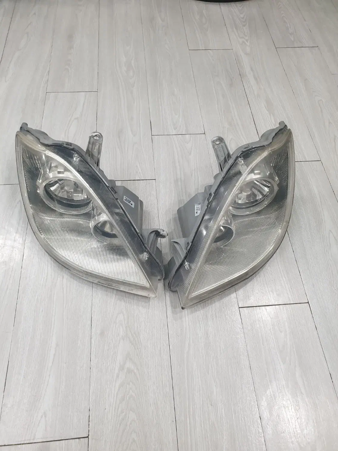 لوازم تیبا چراغ پیش پنجره|قطعات یدکی و لوازم جانبی|شیراز, گلشن|دیوار