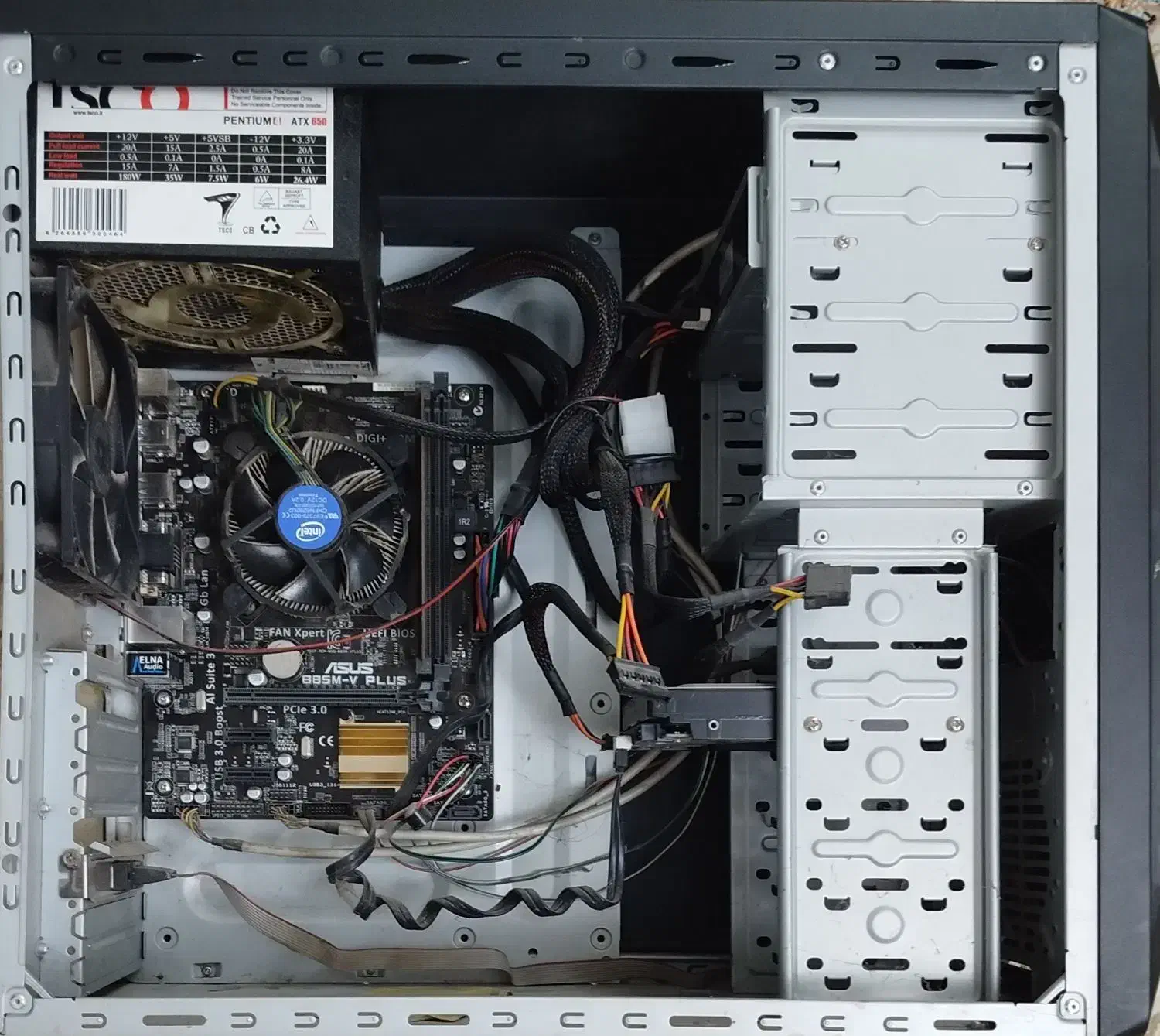 یک دستگاه کیس و مانیتور 17اینچ|رایانه رومیزی|کازرون, |دیوار