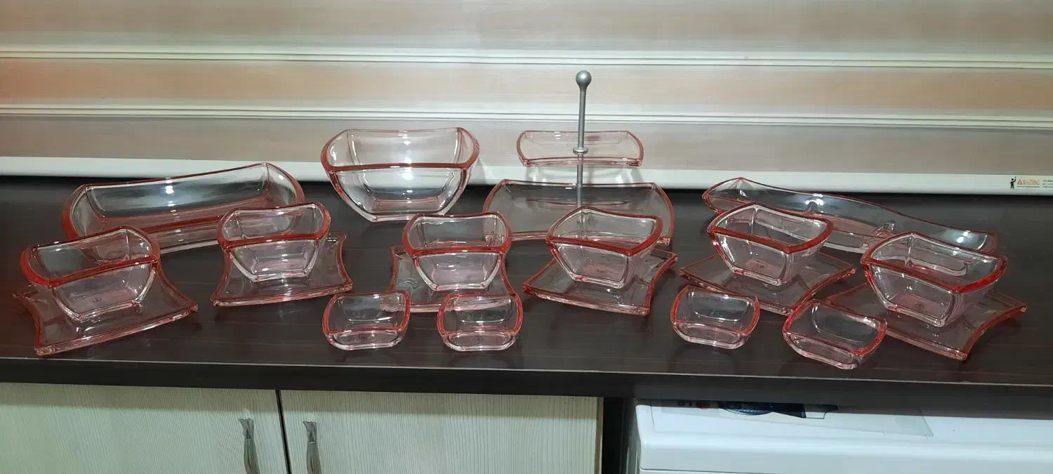 سرویس کریستال والتر آلمان وینچستر قرمز ۱۷پارچه|ظروف سرو و پذیرایی|پاکدشت, پاکدشت (مامازند)|دیوار