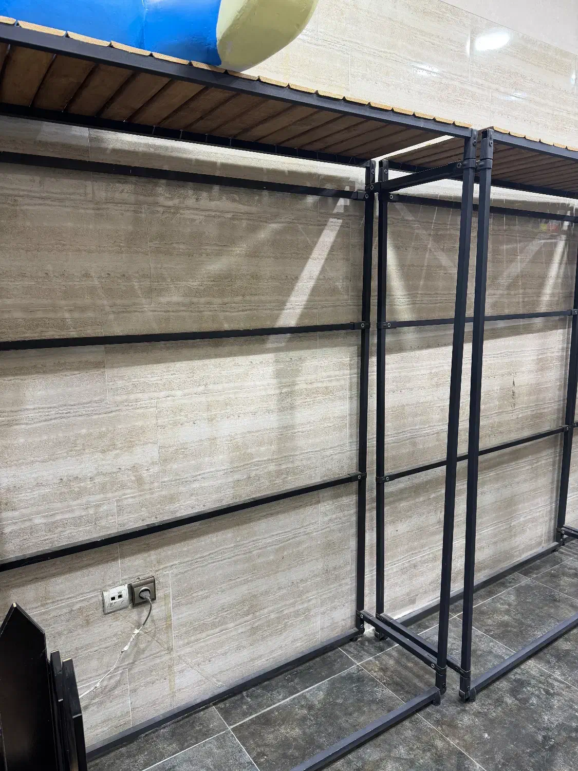 دکور کامل پوشاک|فروشگاه و مغازه|اندیشه, اندیشه فاز ۱|دیوار