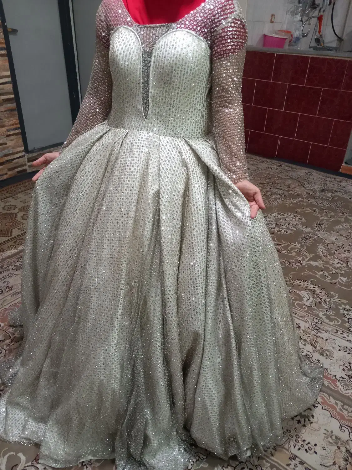 لباس مجلسی تمیز سالم|لباس|بهارستان, |دیوار