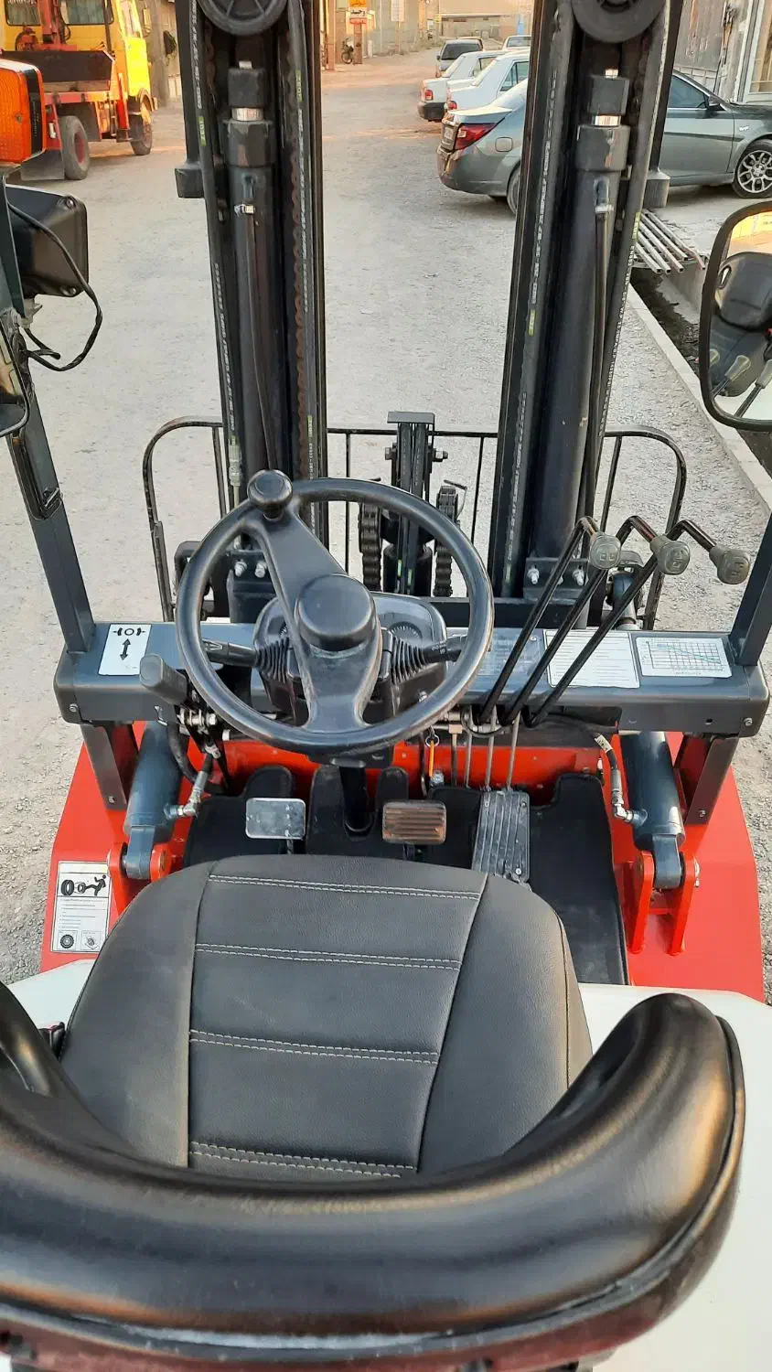 لیفتراک   قیمت توافقی|خودرو سنگین|جلفا, |دیوار