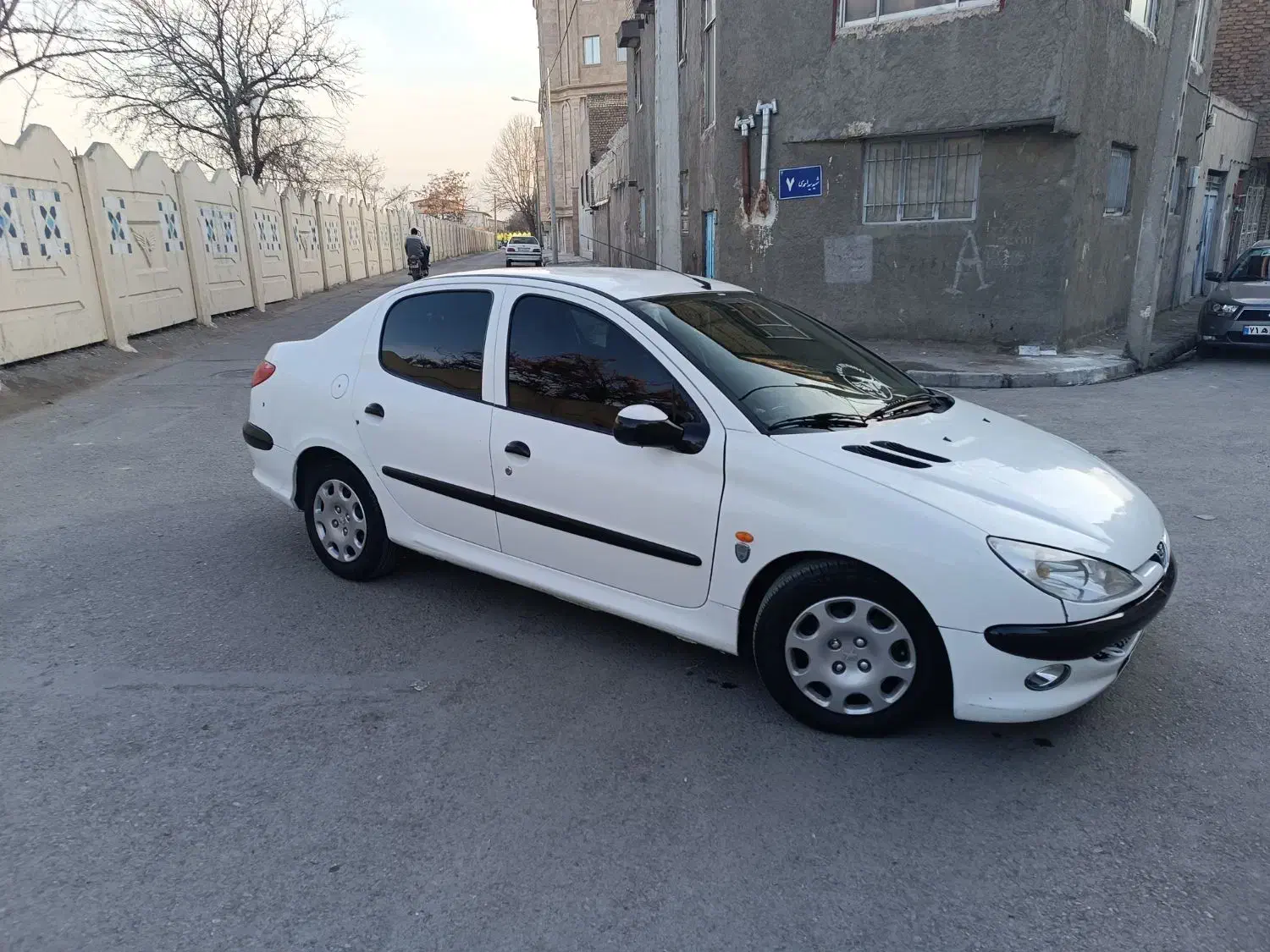 پژو 206 V8 مدل 93|خودرو سواری و وانت|مشهد, رضاییه|دیوار