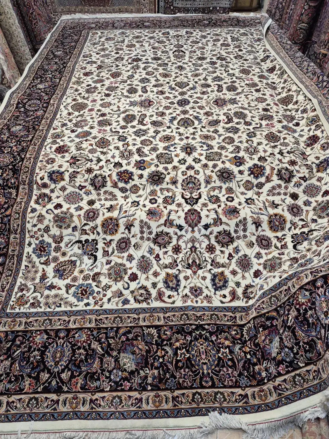 فرش دستباف تک ۲۴ متری. گالری فرش ایران|فرش|مشهد, حجت|دیوار