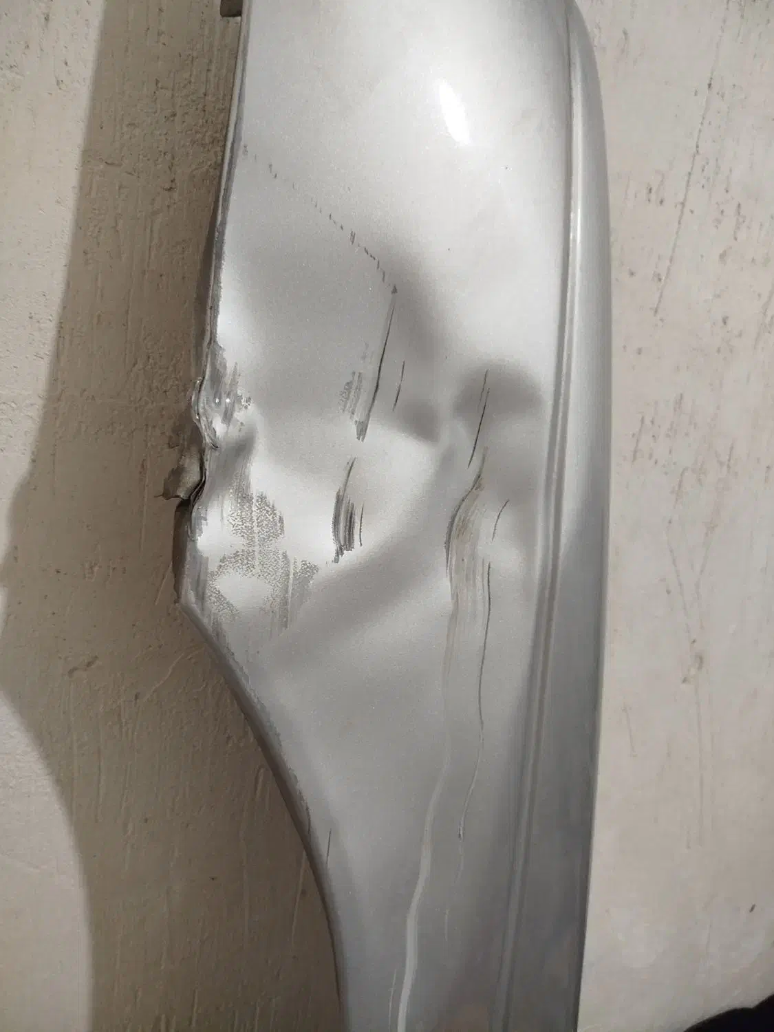 گلگیر پژو سمت چپ|قطعات یدکی و لوازم جانبی|خرم‌آباد, |دیوار