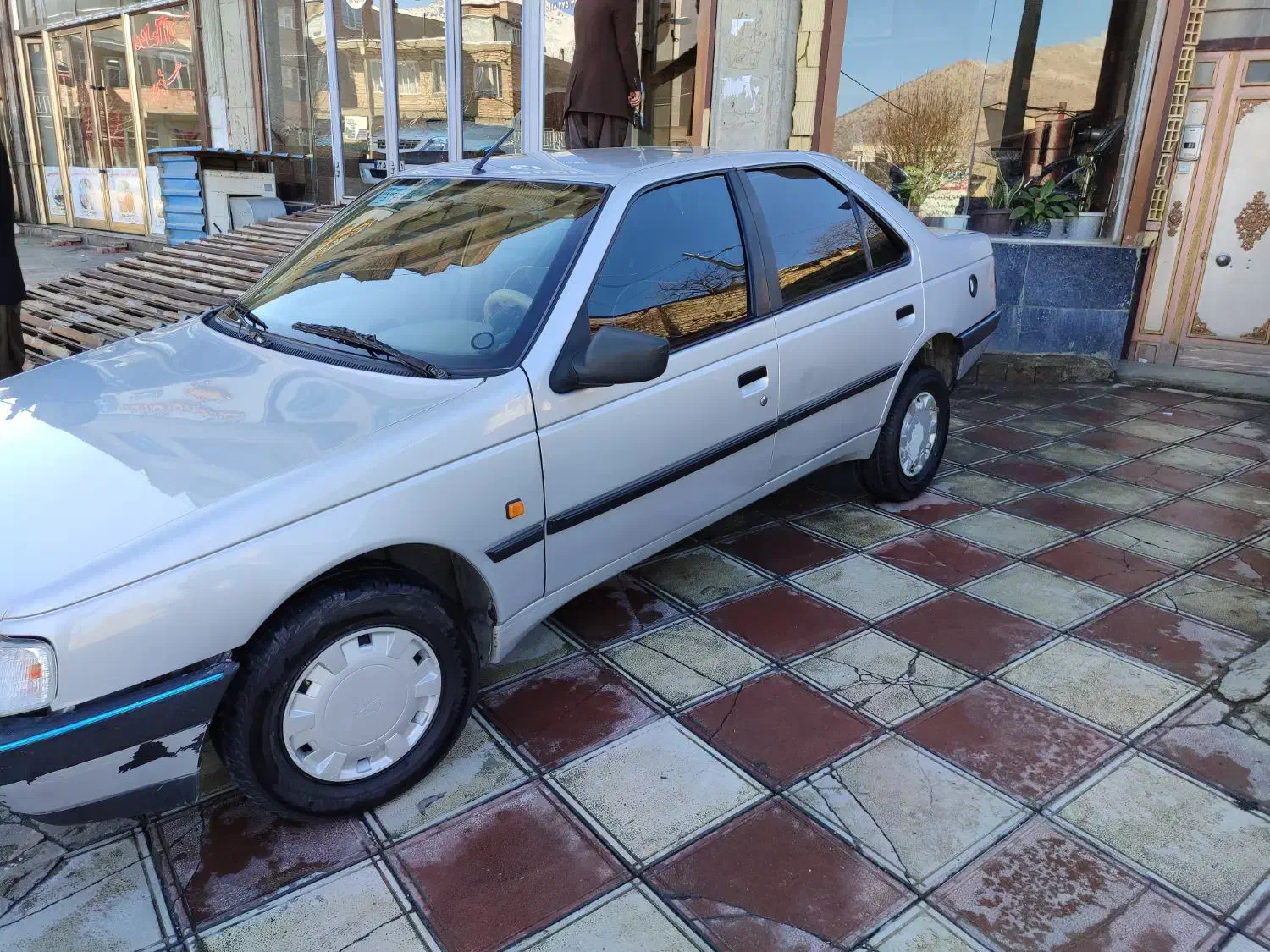 پژو ۴۰۵نقره ای|خودرو سواری و وانت|بانه, |دیوار