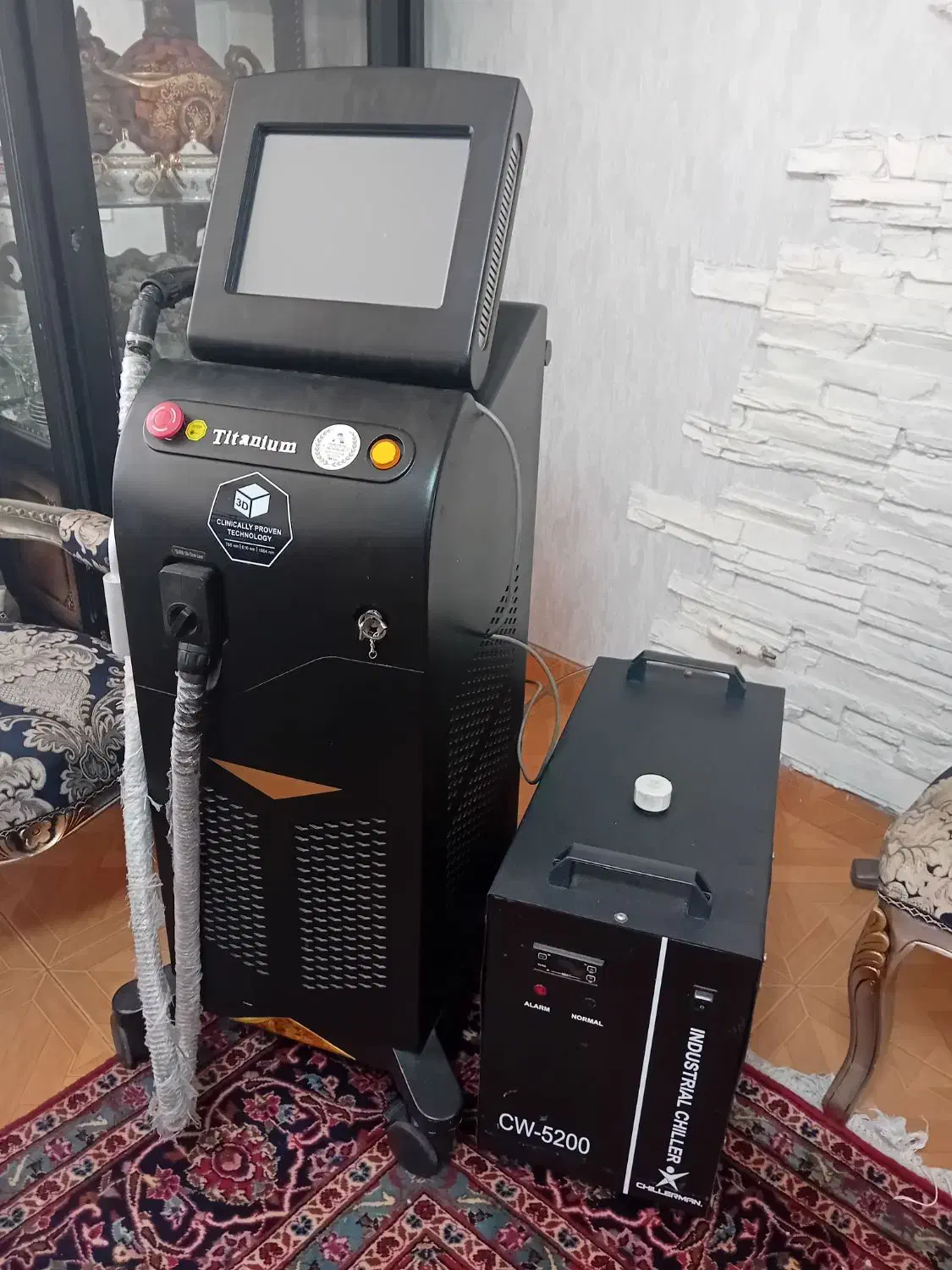 دستگاه لیزر مو تیتانیوم|آرایشگاه و سالنهای زیبایی|تهران, باشگاه نفت|دیوار