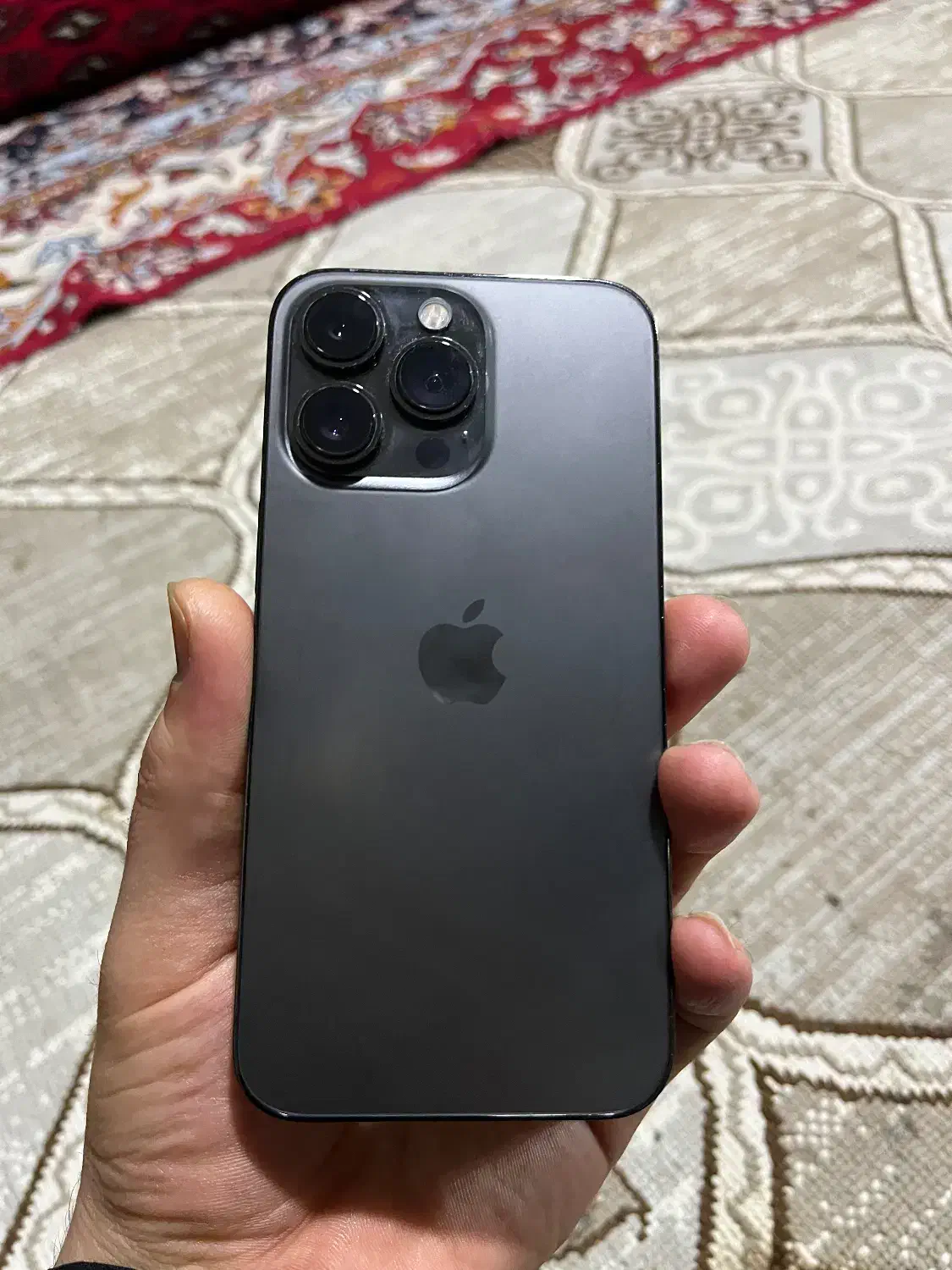 ۱۳ پرو|موبایل|سبزوار, قائم|دیوار