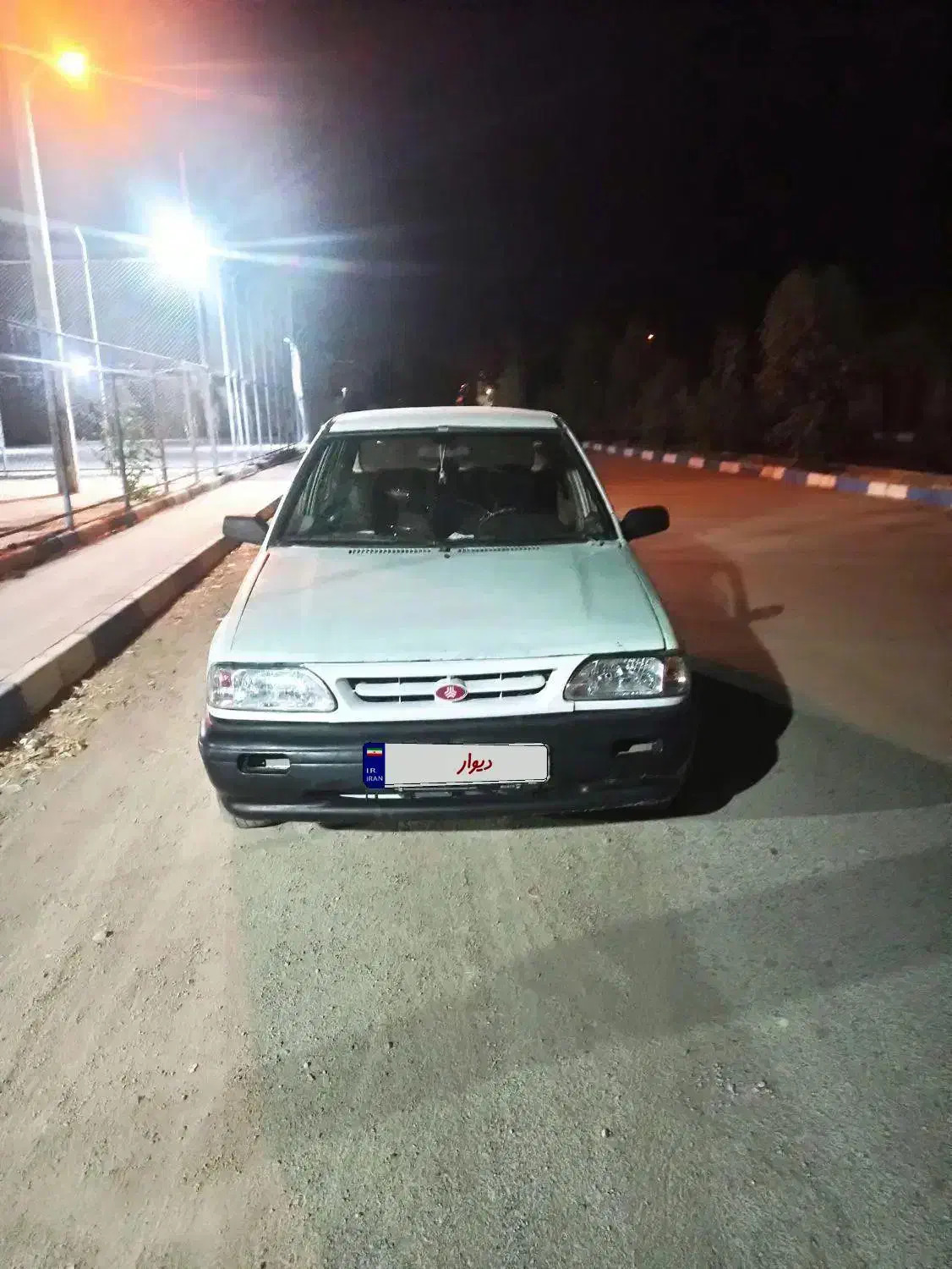 پراید سفید مدل ۸۲|خودرو سواری و وانت|زرند, |دیوار