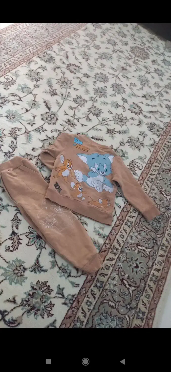 لباس|لباس|تربت‌حیدریه, اندیشه|دیوار