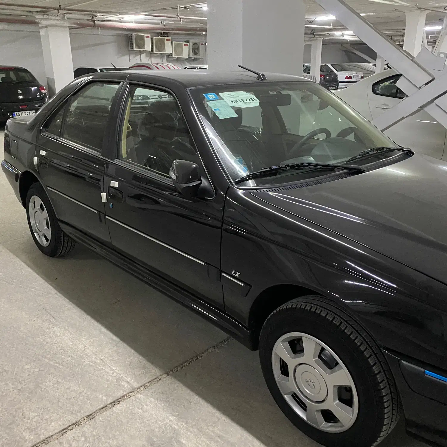 پارس تیوفایو ۴۰۱ خشک|خودرو سواری و وانت|شیراز, حومه شیراز|دیوار