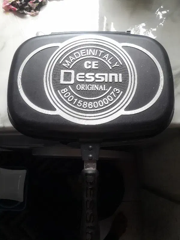 پخت پز|ظروف پخت‌وپز|آستارا, |دیوار