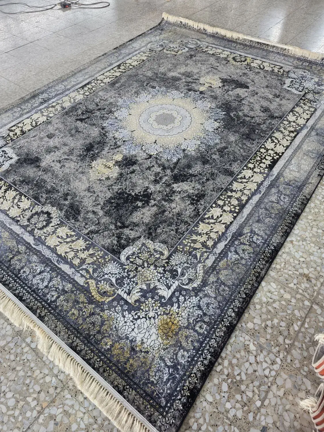 فرصت. طلایی. در زرند|فرش|زرند, |دیوار