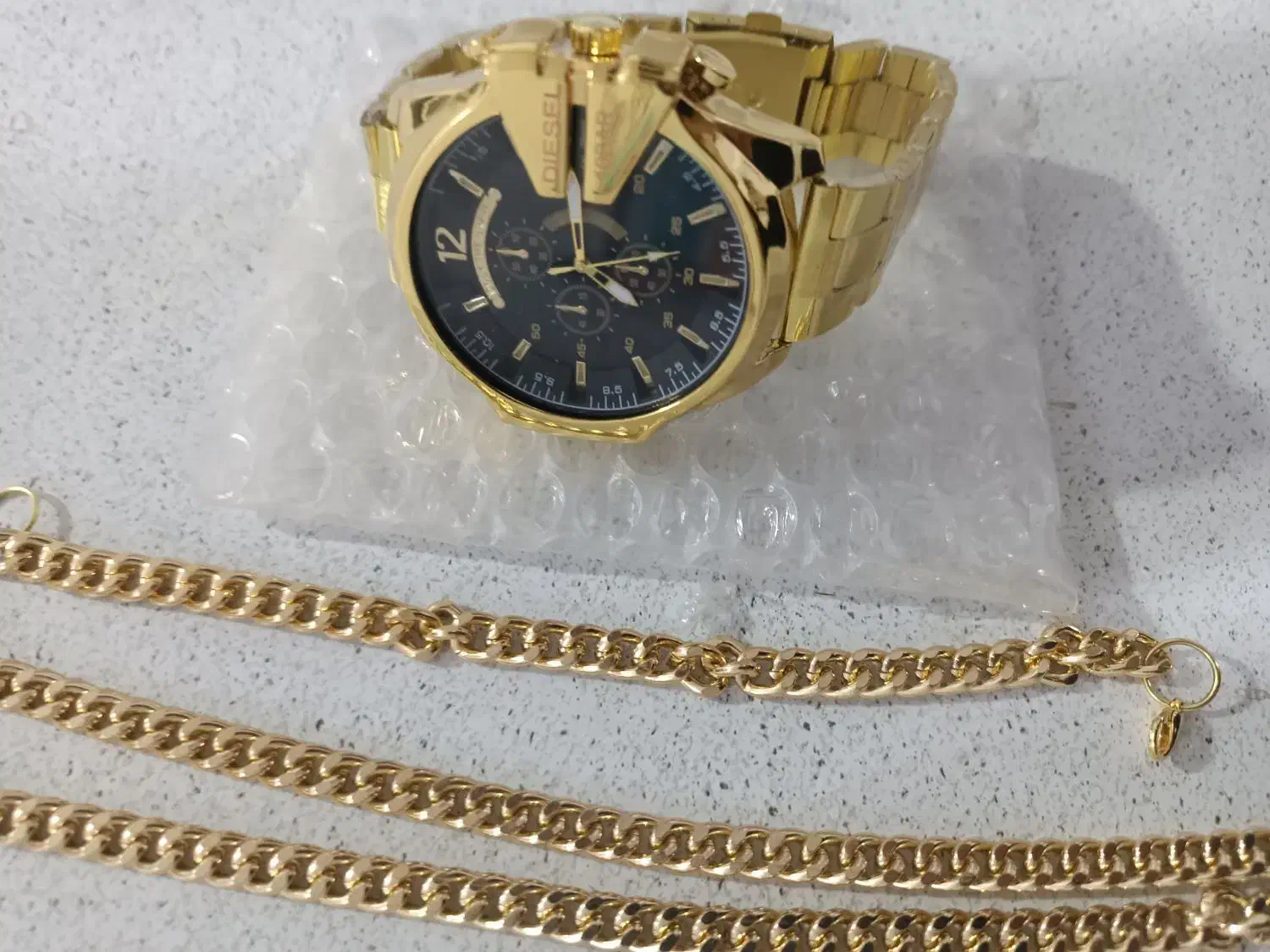 ساعت، دستبند و گردنبند|ساعت|بیرجند, |دیوار