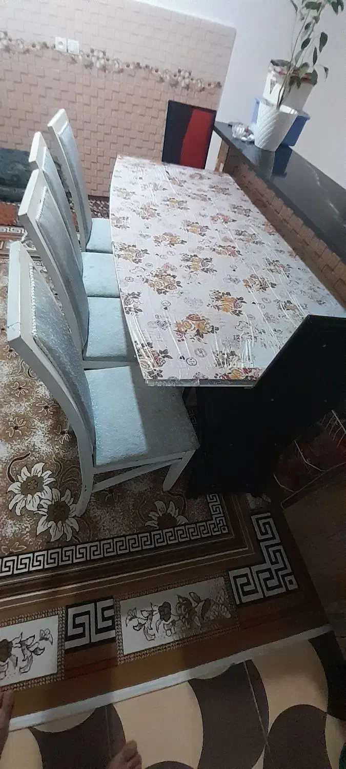 میز غذاخوری|میز و صندلی غذاخوری|ارومیه, |دیوار