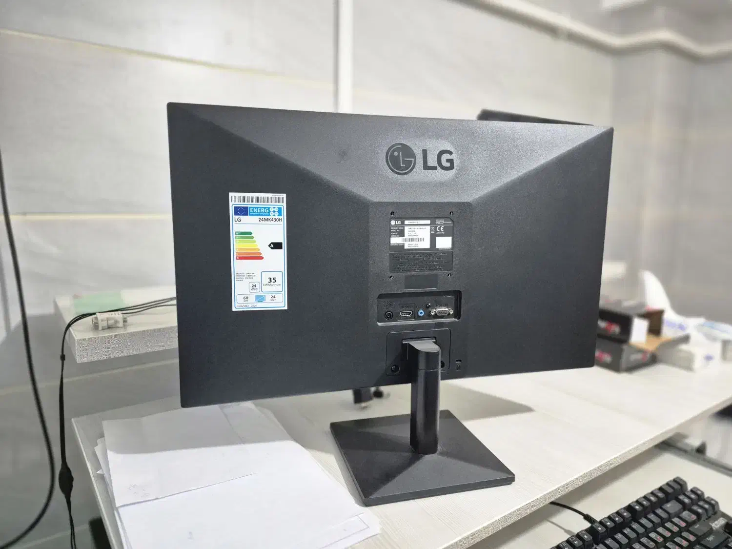 مانیتور ۲۴ اینچ الجی|قطعات و لوازم جانبی رایانه|محمدیه-قزوین, |دیوار