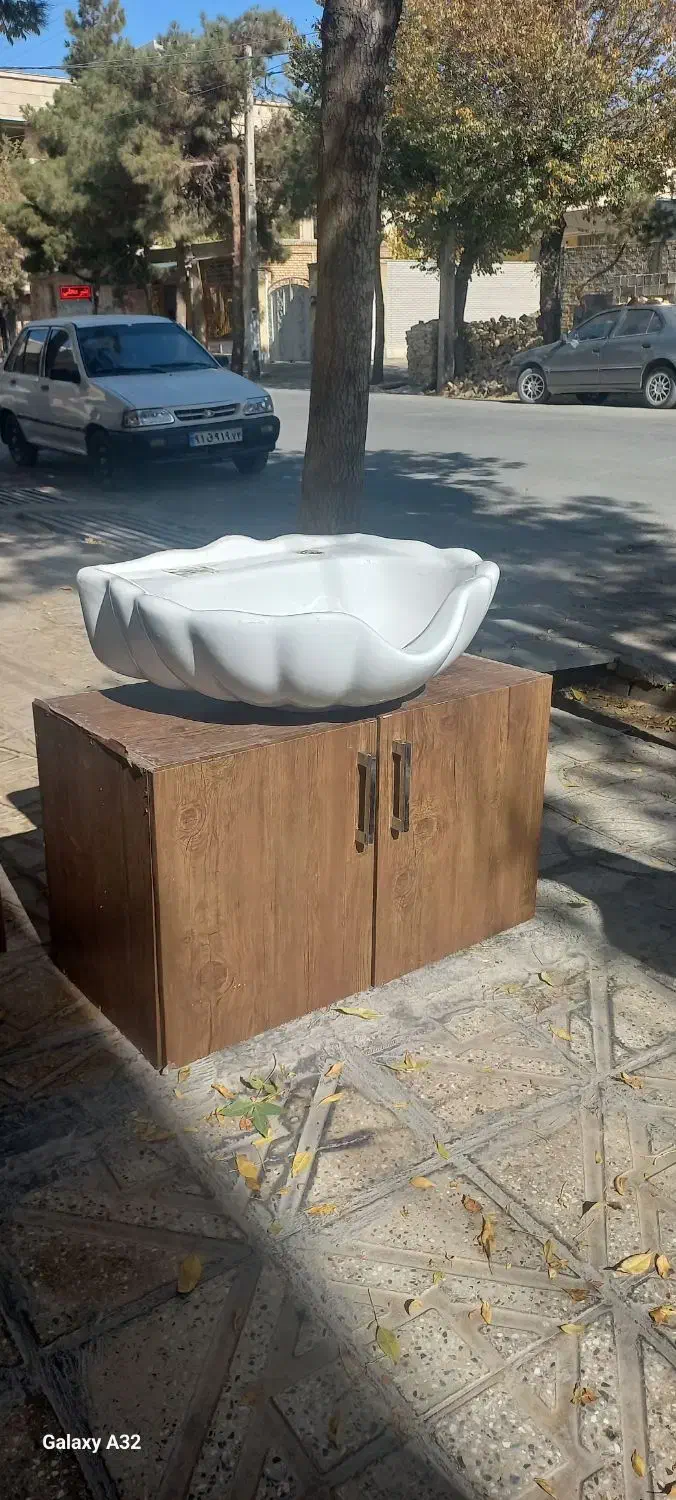 تعدادی وسایل ارایشگاهی|آرایشگاه و سالنهای زیبایی|آباده, |دیوار