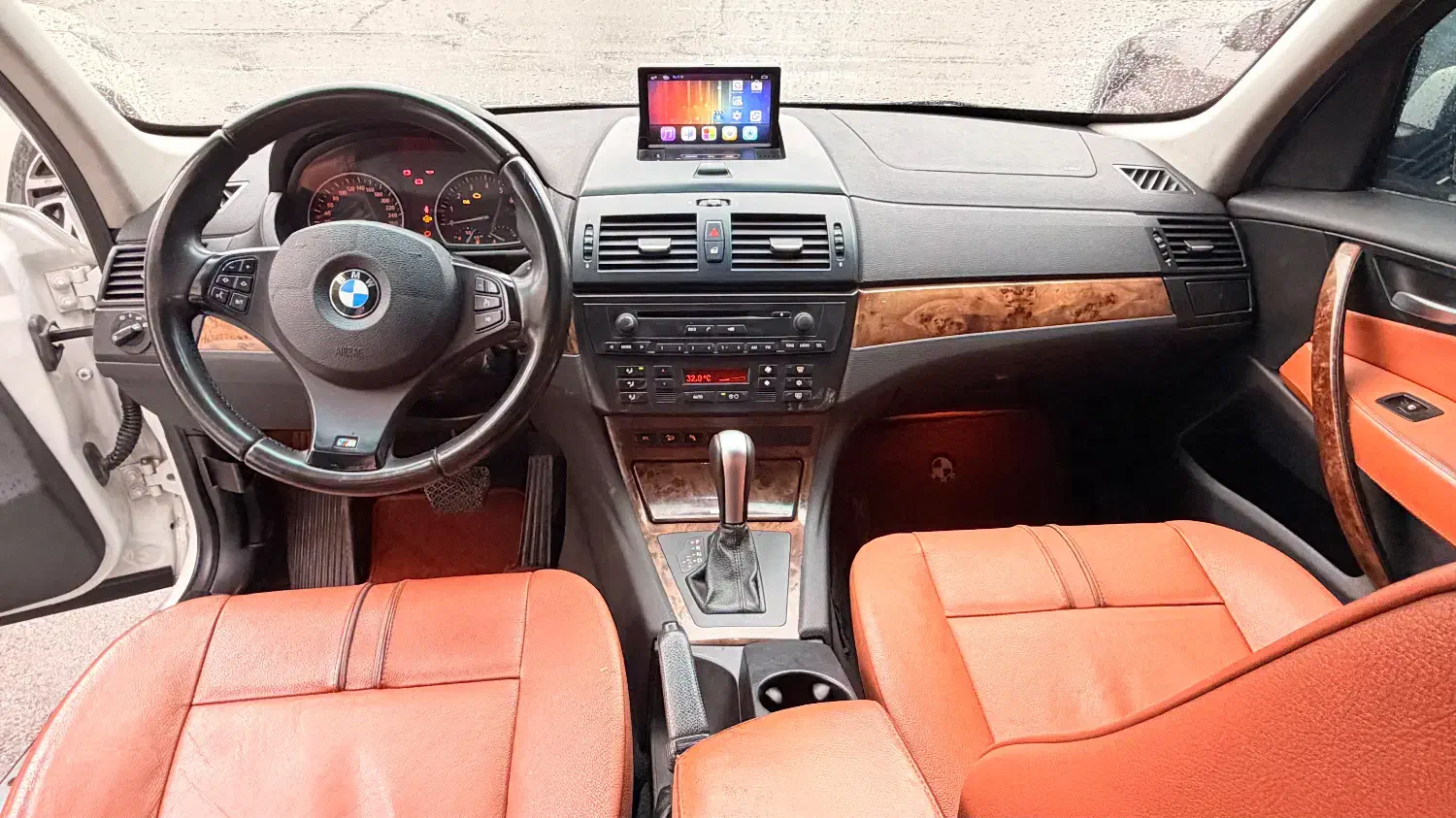 Bmw x3مدل ۲۰۰۹ بدون رنگ|خودرو سواری و وانت|اصفهان, تخت فولاد|دیوار